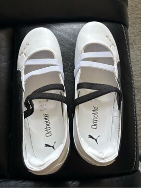 Puma White Ballet Flats with Black and White Straps